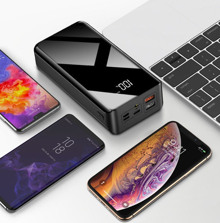30000mAh Portable power bank fast charging external battery pack